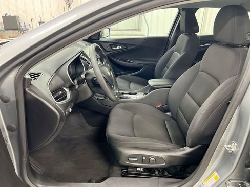 Used 2024 Chevrolet Malibu LT FWD image 19