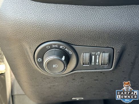 Used 2023 Jeep Compass Trailhawk image 31