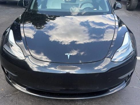 Used 2021 Tesla Model 3 Standard Range Plus RWD image 1
