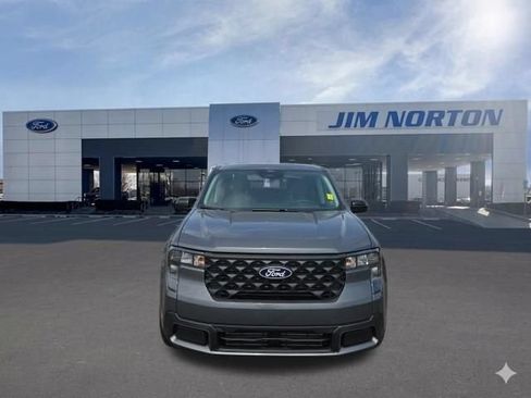 New 2026 Ford Maverick XLT w/ XLT Luxury Package AWD/4WD image 3