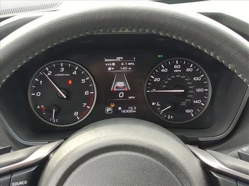 Certified 2025 Subaru Ascent Premium image 14