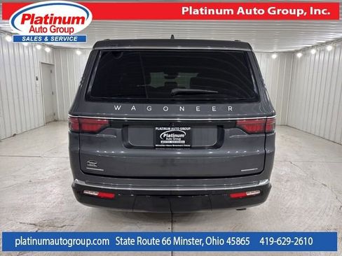 Used 2022 Jeep Wagoneer Series III image 4