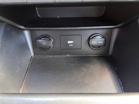 Used 2023 Hyundai Kona SEL AWD/4WD image 34