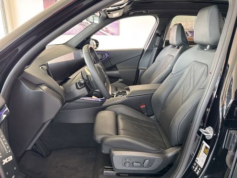 Used 2025 BMW X3 xDrive30i w/ Premium Package image 14