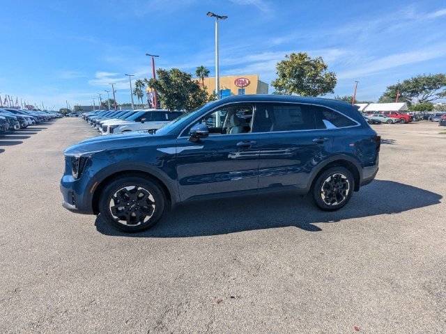 New 2026 Kia Sorento S FWD image 3