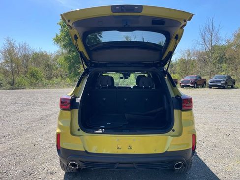 Used 2025 Chevrolet TrailBlazer RS w/ Driver Confidence Package AWD/4WD image 9