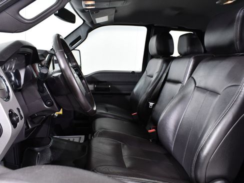 Used 2015 Ford F250 Lariat w/ Chrome Package image 6