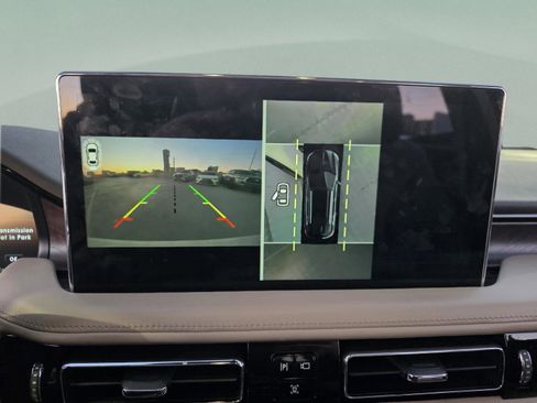 Used 2022 Lincoln Nautilus Reserve w/ Equipment Group 201A image 15