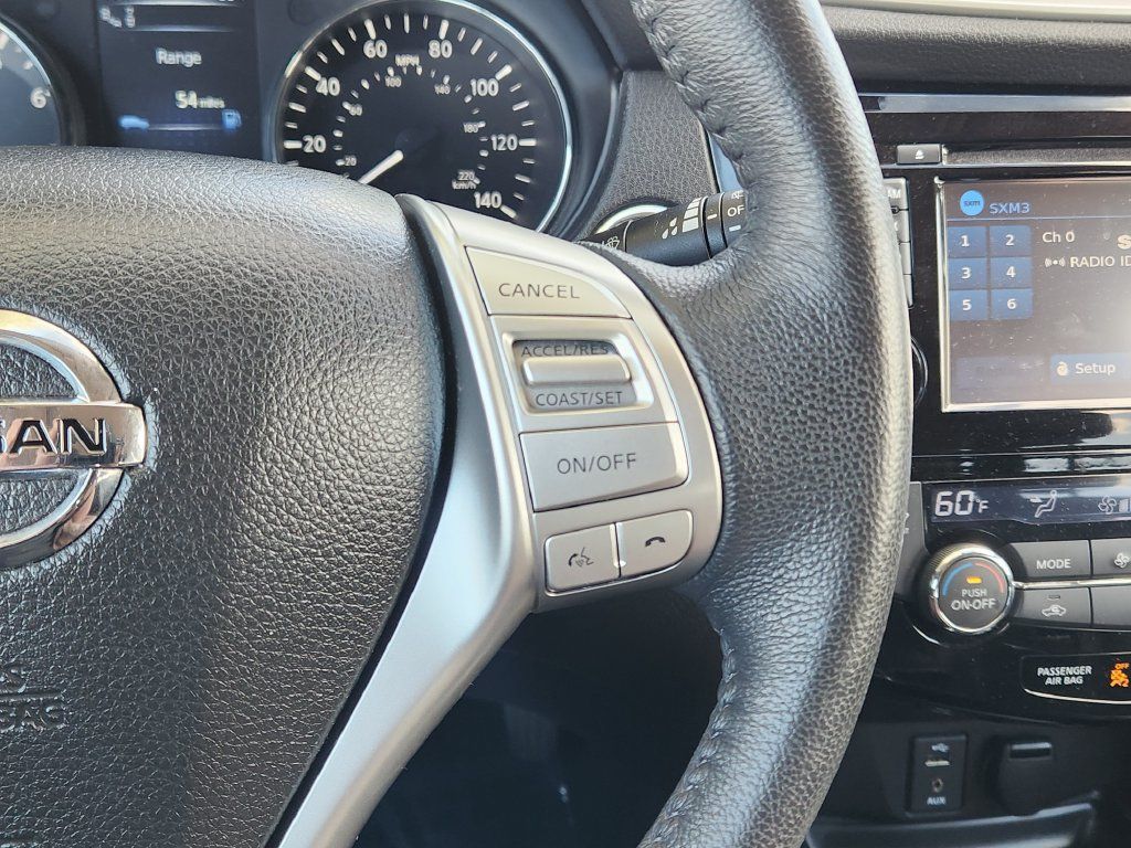 Used 2016 Nissan Rogue SL w/ SL Premium Package FWD image 18