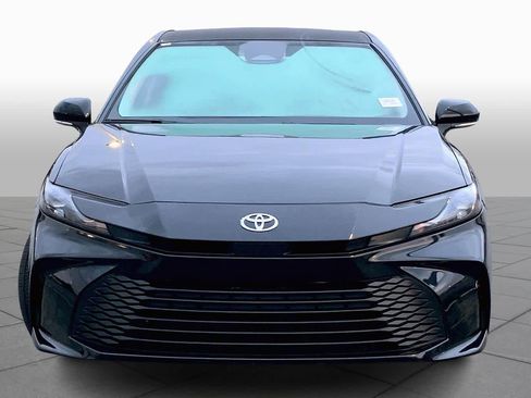 Used 2026 Toyota Camry LE image 4