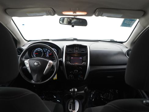 Used 2018 Nissan Versa SV w/ SV Special Edition Package FWD image 13