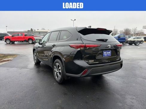 Used 2024 Toyota Highlander XLE image 6