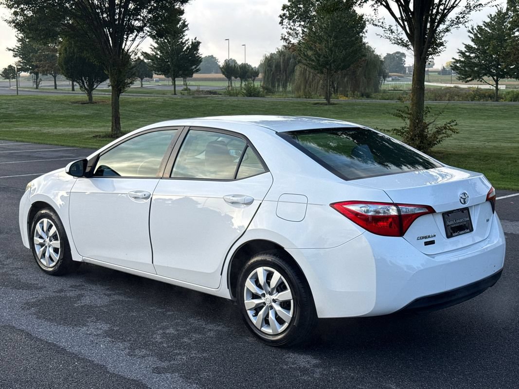 Used 2016 Toyota Corolla LE FWD image 5