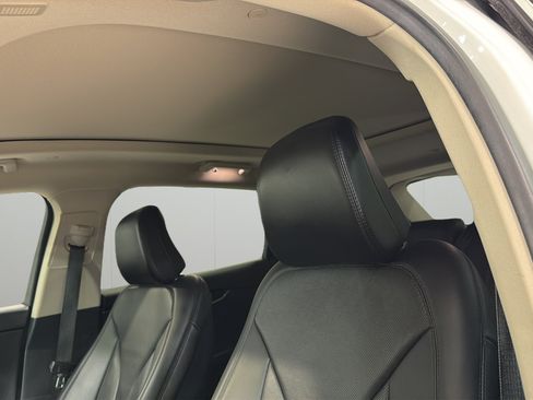 Certified 2022 Lincoln Nautilus Reserve FWD image 12