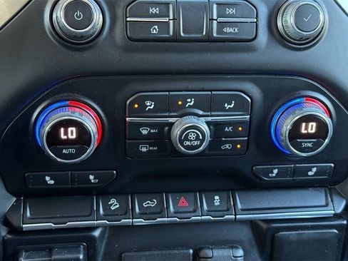 Used 2021 Chevrolet Silverado 1500 LT Trail Boss w/ Bed Protection Package image 27