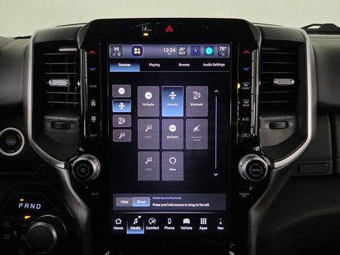 New 2026 RAM 1500 4x4 Crew Cab image 21