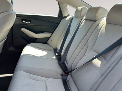 Used 2025 Honda Accord SE image 13