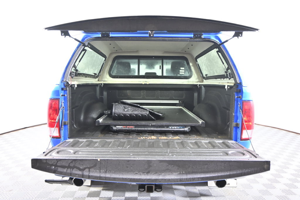 Used 2018 RAM 1500 SLT AWD/4WD image 6