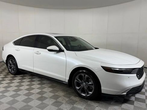 Used 2024 Honda Accord EX-L image 7