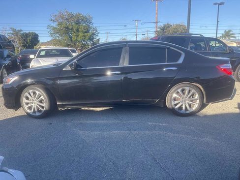 Used 2015 Honda Accord Sport image 5