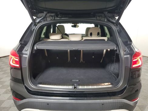 Used 2017 BMW X1 xDrive28i image 7