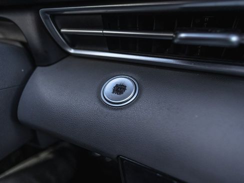 Used 2021 Hyundai Elantra SEL image 21