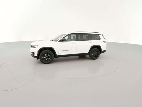 New 2025 Jeep Grand Cherokee L Laredo image 5