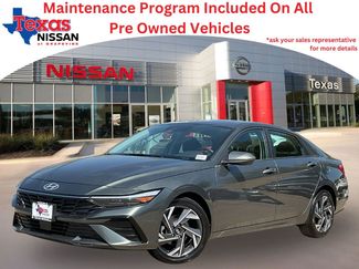 Used 2025 Hyundai Elantra SEL video 1