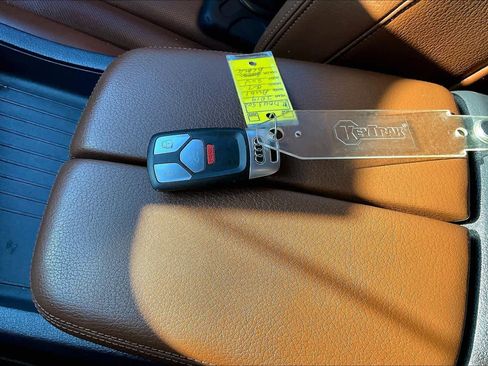 Used 2019 Audi Q7 3.0T Prestige image 14