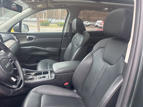Used 2023 Kia Sorento X-Line EX image 12