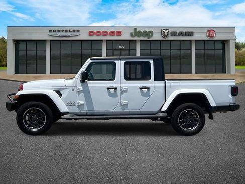 Used 2021 Jeep Gladiator Overland w/ Trailer Tow Package AWD/4WD image 7