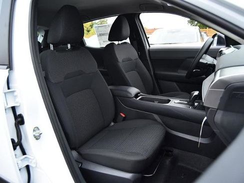 New 2026 Nissan Kicks S image 22