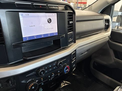 Used 2023 Ford F350 XLT AWD/4WD image 25