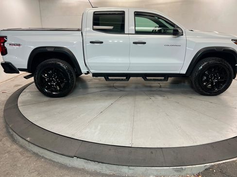 Used 2023 Chevrolet Colorado Trail Boss w/ Technology Package AWD/4WD image 7