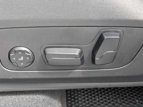 Used 2025 BMW X1 M35i image 17