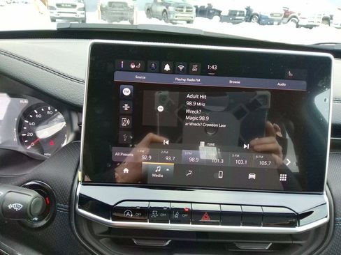 New 2026 Jeep Compass Latitude image 14