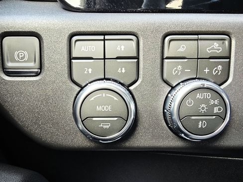 New 2026 GMC Sierra 1500 SLT w/ SLT Premium Plus Package image 24