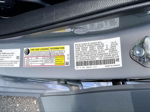 Used 2025 Honda Civic Sport image 16