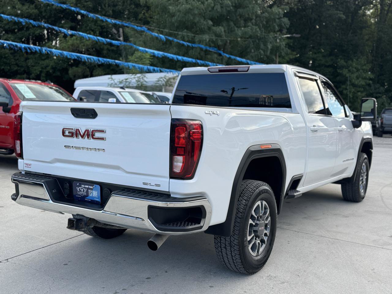 Used 2024 GMC Sierra 2500 SLE w/ SLE Value Package; AWD/4WD image 7