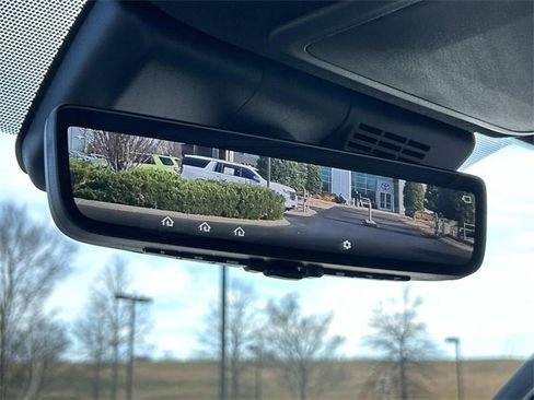 Used 2025 Toyota 4Runner Trailhunter image 27