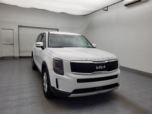 Used 2022 Kia Telluride LX image 14