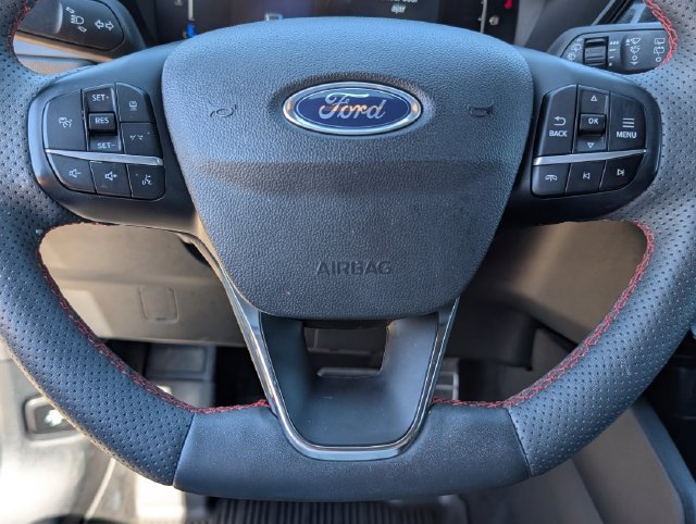 Used 2023 Ford Escape ST-Line w/ Tech Pack #1 AWD/4WD image 6