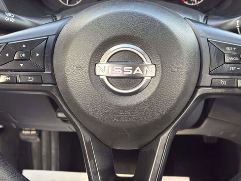 Used 2023 Nissan Altima 2.5 S FWD image 13