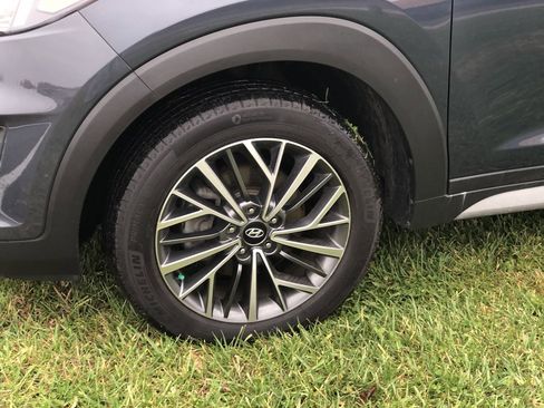 Used 2019 Hyundai Tucson SEL w/ Cargo Package image 2