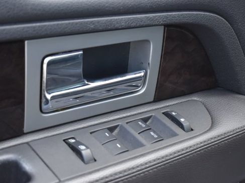 Used 2014 Ford F150 Platinum AWD/4WD image 14