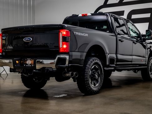 Used 2025 Ford F350 Lariat w/ Lariat Ultimate Package image 37