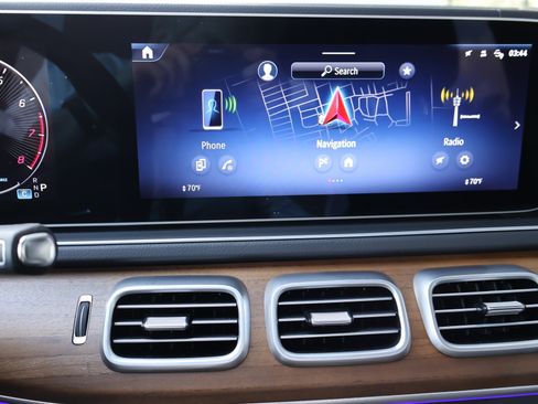 Certified 2025 Mercedes-Benz GLS 450 4MATIC w/ AMG Line Exterior image 40