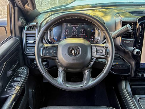 Used 2024 RAM 2500 Limited AWD/4WD image 17