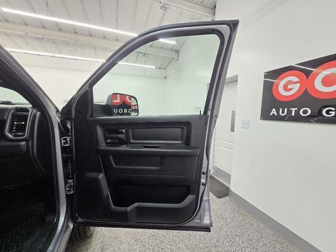 Used 2022 RAM 2500 Tradesman AWD/4WD image 28
