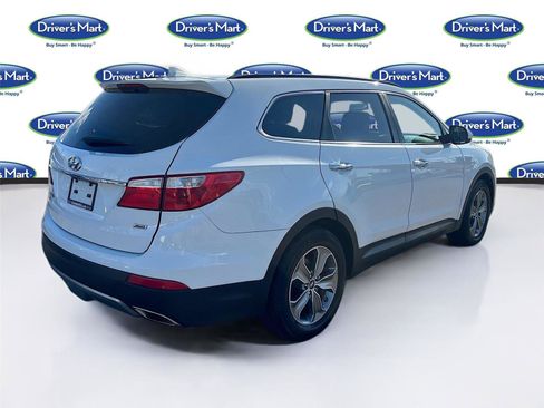 Used 2016 Hyundai Santa Fe SE image 8